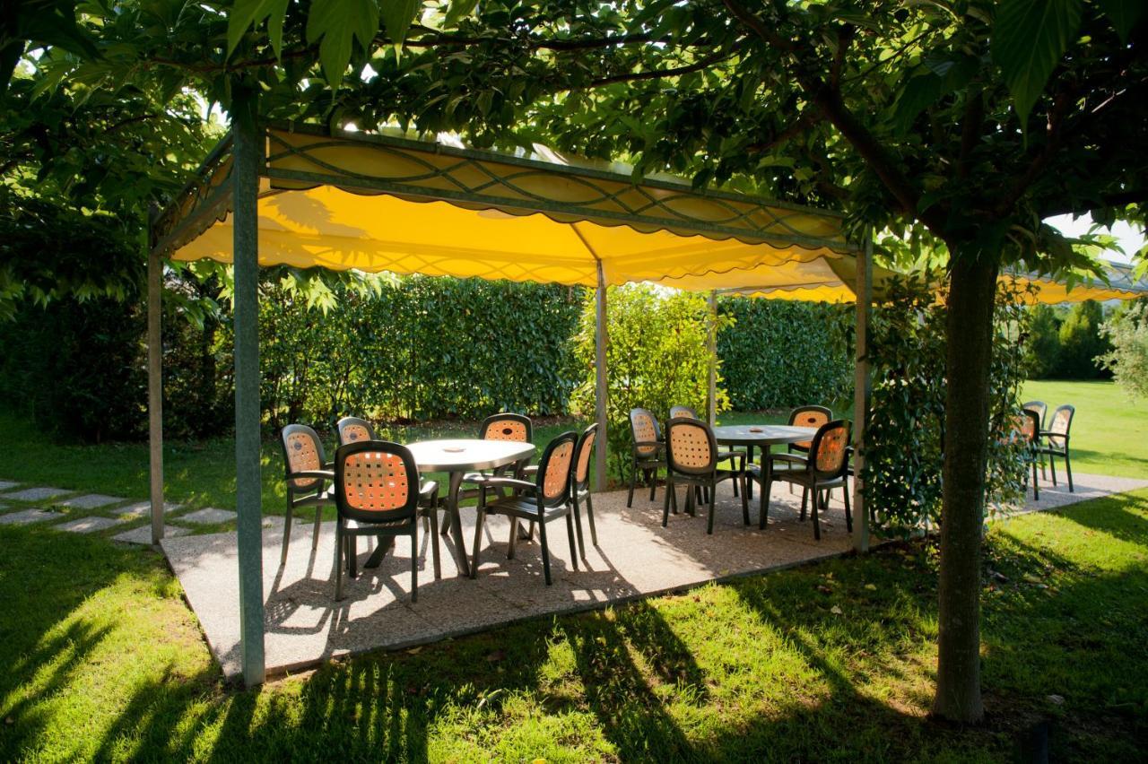 Agriturismo Casolare Lucchese Lucca Bagian luar foto