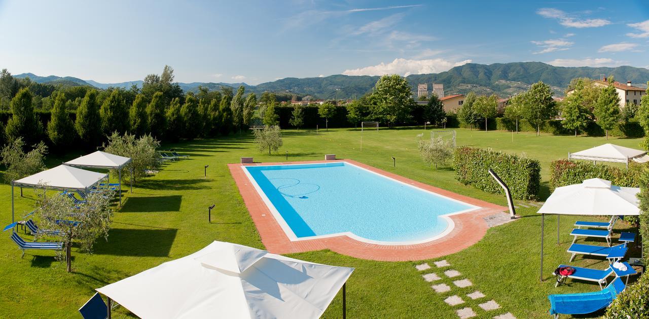 Agriturismo Casolare Lucchese Lucca Bagian luar foto