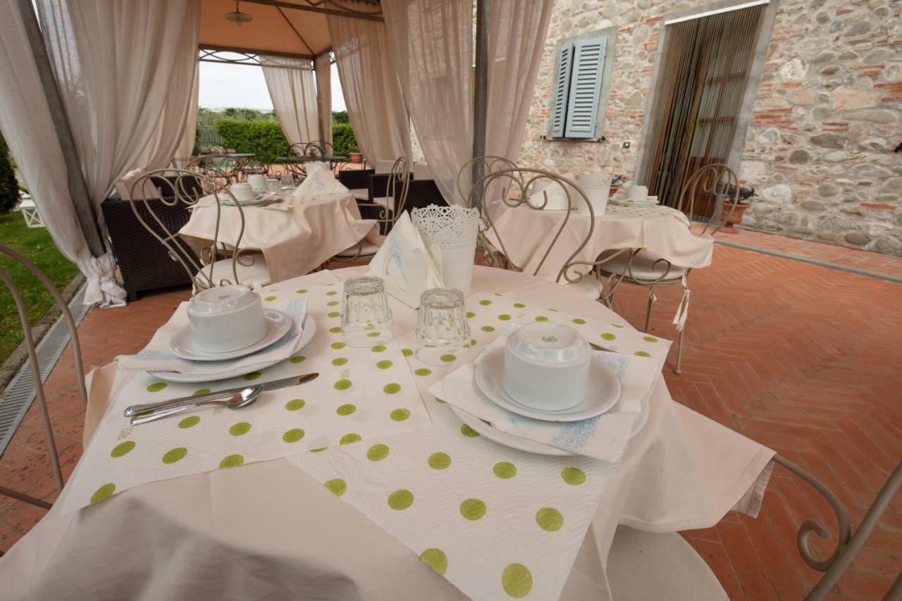 Agriturismo Casolare Lucchese Lucca Bagian luar foto